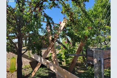 29388 Wrecking Yard Ln, Hines, OR 97738 - Photo 11