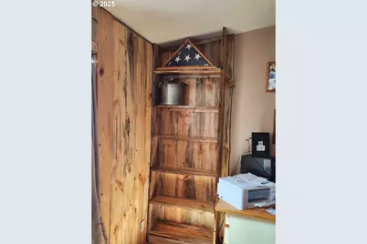 29388 Wrecking Yard Ln, Hines, OR 97738 - Photo 5