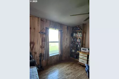 29388 Wrecking Yard Ln, Hines, OR 97738 - Photo 5