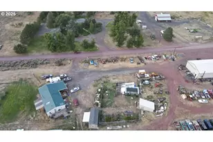 29388 Wrecking Yard Ln, Hines, OR 97738 - Photo 31