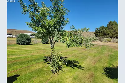 29388 Wrecking Yard Ln, Hines, OR 97738 - Photo 27