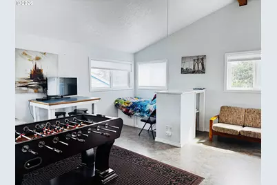 251 10th Ave, Seaside, OR 97138 - Photo 27
