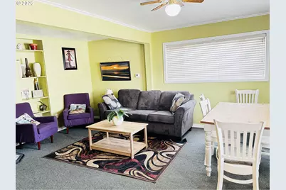 251 10th Ave, Seaside, OR 97138 - Photo 3