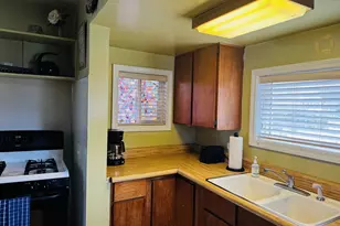 251 10th Ave, Seaside, OR 97138 - Photo 9