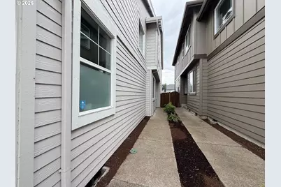 18404 SW Sugarloaf Ln, Beaverton, OR 97007 - Photo 21