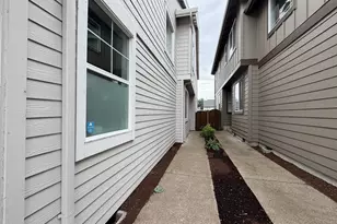 18404 SW Sugarloaf Ln, Beaverton, OR 97007 - Photo 21