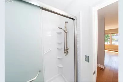 5105 5109 SE Tibbetts St, Portland, OR 97206 - Photo 15