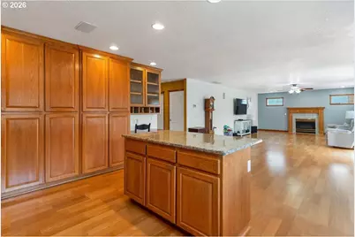 2734 Cindercone Ct SE, Salem, OR 97306 - Photo 21