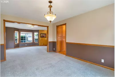 2734 Cindercone Ct SE, Salem, OR 97306 - Photo 15