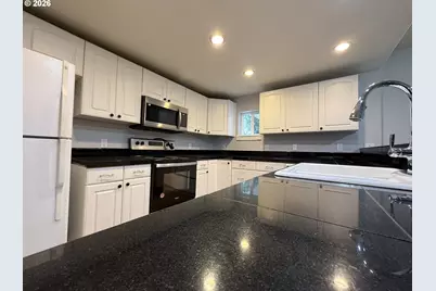 9125 SE Velma Ct, Happy Valley, OR 97086 - Photo 9