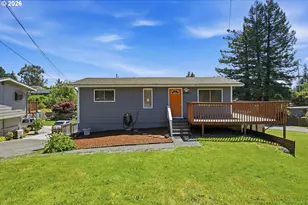 1060 S 10th St, Coos Bay, OR 97420 - Photo 5