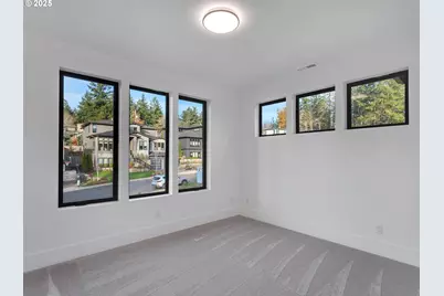 5010 Park Bluff Pl, Lake Oswego, OR 97035 - Photo 33