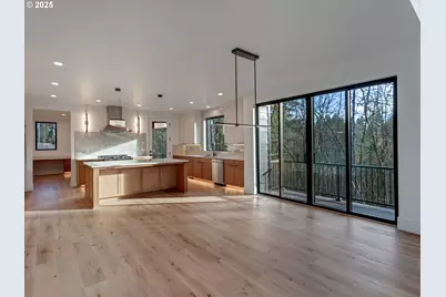 5010 Park Bluff Pl, Lake Oswego, OR 97035 - Photo 11