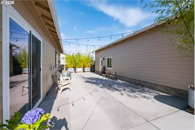 2151 NE Deciduous Ave, Albany, OR 97321 - Photo 45