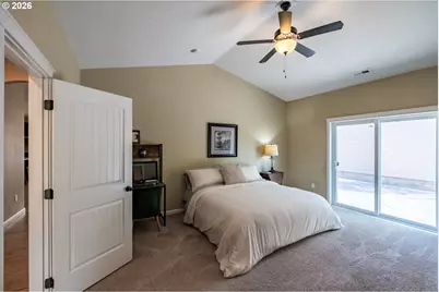 2151 NE Deciduous Ave, Albany, OR 97321 - Photo 17