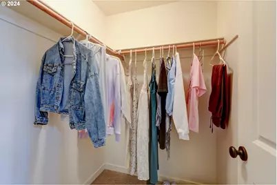 7915 NE Rockne Way, Hillsboro, OR 97006 - Photo 21