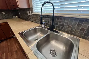 7915 NE Rockne Way, Hillsboro, OR 97006 - Photo 13