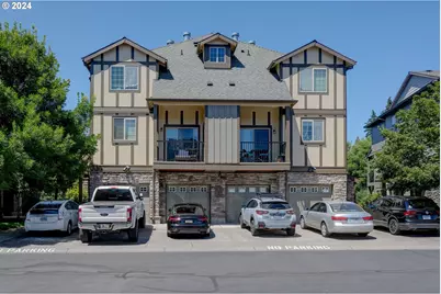 7915 NE Rockne Way, Hillsboro, OR 97006 - Photo 1