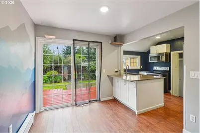 137 Cedar Ln, Wood Village, OR 97060 - Photo 11