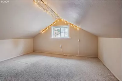 137 Cedar Ln, Wood Village, OR 97060 - Photo 19