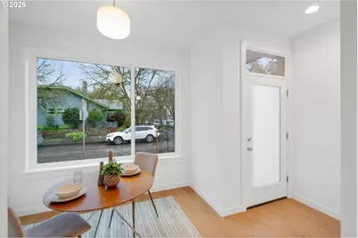 1418 N Jarrett St, Portland, OR 97217 - Photo 3