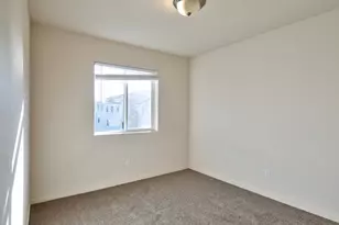 7751 NW Spirea St, Portland, OR 97229 - Photo 41