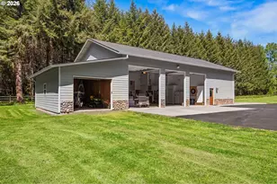 112 Chapman Rd, Castle Rock, WA 98611 - Photo 3