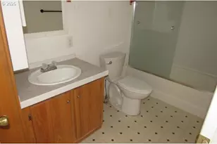 1605 Kristi Loop, Lakeside, OR 97449 - Photo 11