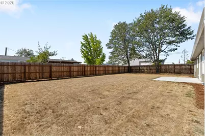 754 SE Hall St, Winston, OR 97496 - Photo 45