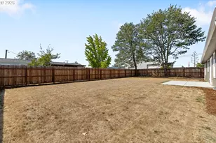 754 SE Hall St, Winston, OR 97496 - Photo 45