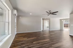 754 SE Hall St, Winston, OR 97496 - Photo 11