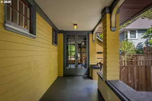 3247 NE Glisan St, Portland, OR 97232 - Photo 5