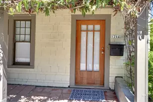 1244 Grand Ave, Astoria, OR 97103 - Photo 5