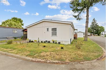 59 Manor Loop, Roseburg, OR 97471 - Photo 1