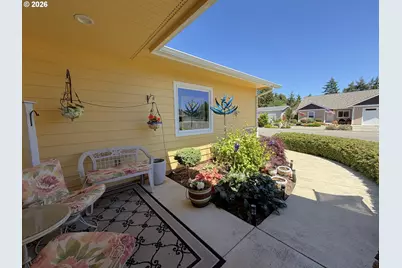 63410 Nathan Dr, Coos Bay, OR 97420 - Photo 5