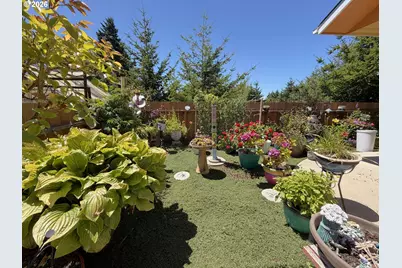 63410 Nathan Dr, Coos Bay, OR 97420 - Photo 37