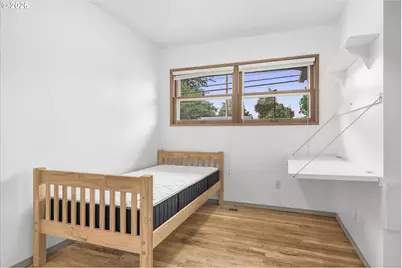 16732 SE Main St, Portland, OR 97233 - Photo 27