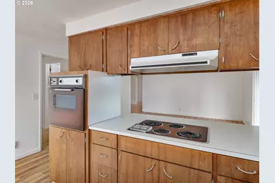 14484 SE Primrose Ave, Milwaukie, OR 97267 - Photo 17