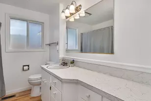 14484 SE Primrose Ave, Milwaukie, OR 97267 - Photo 23