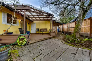 1230 Debrick Rd, Eugene, OR 97401 - Photo 25