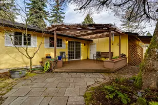 1230 Debrick Rd, Eugene, OR 97401 - Photo 29