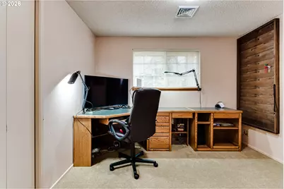 1230 Debrick Rd, Eugene, OR 97401 - Photo 15