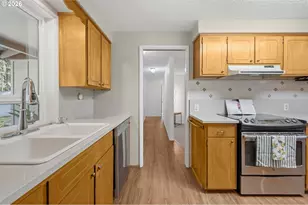 91638 Horse Creek Rd, McKenzie Bridge, OR 97413 - Photo 11