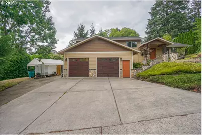 532 E Stonecreek Dr, La Center, WA 98629 - Photo 1