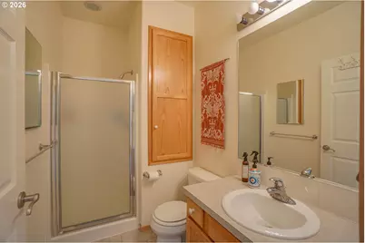 532 E Stonecreek Dr, La Center, WA 98629 - Photo 33