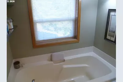 532 E Stonecreek Dr, La Center, WA 98629 - Photo 25