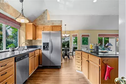 16589 SW Waterleaf St, Beaverton, OR 97006 - Photo 9