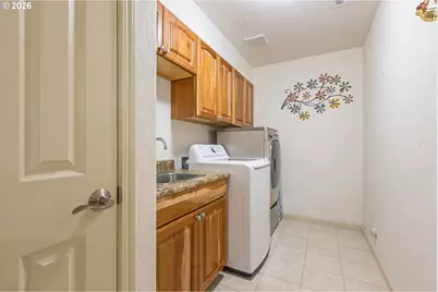 757 Echo Dr, Roseburg, OR 97470 - Photo 35