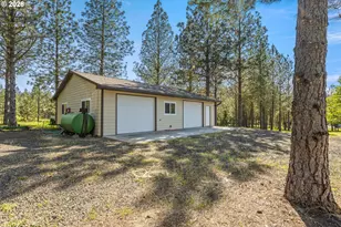 757 Echo Dr, Roseburg, OR 97470 - Photo 39