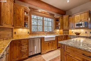 23087 Watercourse Way, Bend, OR 97701 - Photo 11
